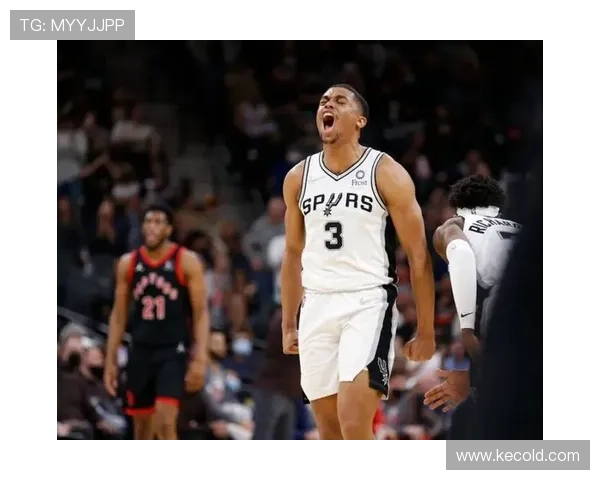 凯尔登约翰逊投篮命中率高达575值得更多关注与尊重